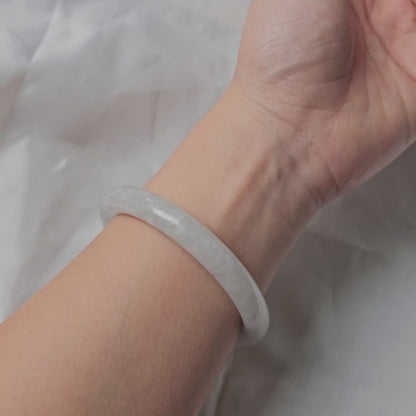 GUARDIAN | JAYDE Natural Grade-A Jadeite Bangle in Dreamy White with Pastel Green (55.4mm Round)