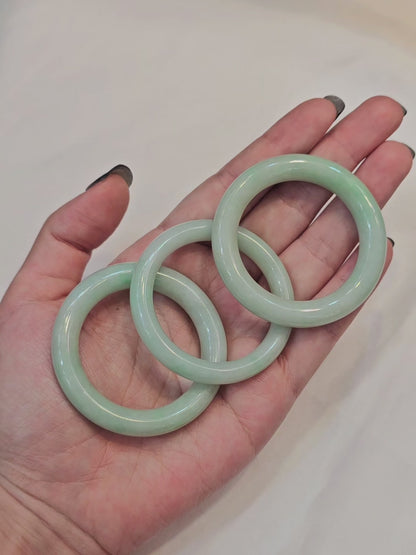 GUARDIAN | JAYDE Natural Grade-A Jadeite Baby Bangle in Pastel Green