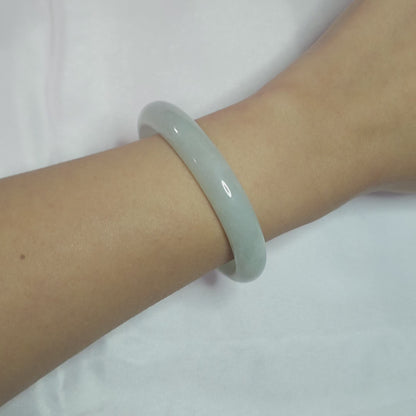 GUARDIAN | JAYDE Natural Grade-A Jadeite Bangle in Dreamy White with pastel green undertone (56.6mm Half Round)