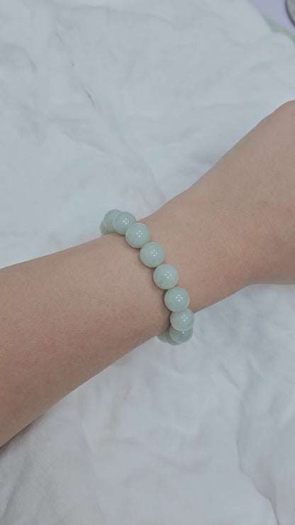 Yuan | Jadeite Bead Bracelet in Light Pastel Green (8/10mm)