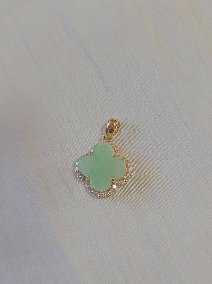 Nature | Serendipity Four Leaf Clover Jadeite Pendant in Pastel Green